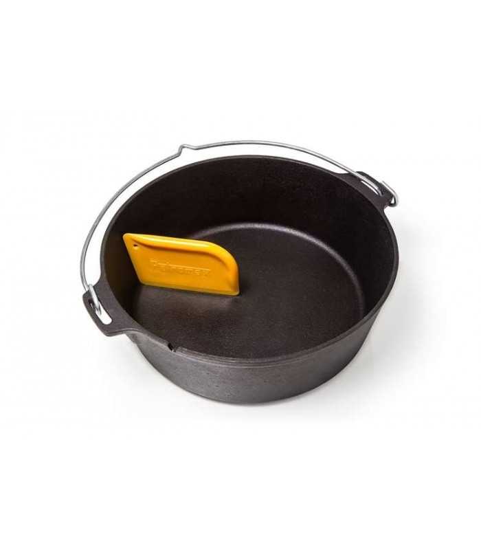 Scraper for Dutch Ovens and Skillets